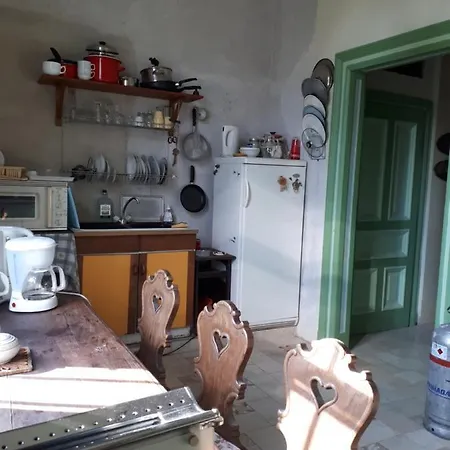 Rozsilak * באלאטונפורד