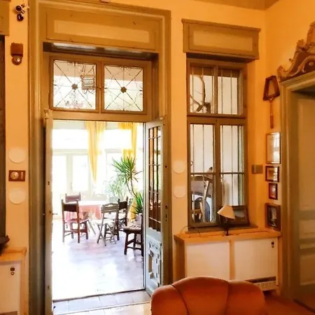 Rózsilak Villa