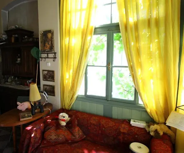 Rozsilak Villa